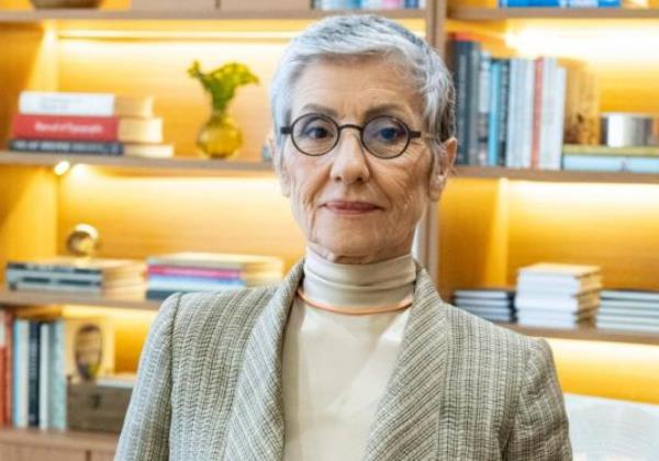 Globo renova contrato com Cássia Kis mesmo após polêmicas políticas