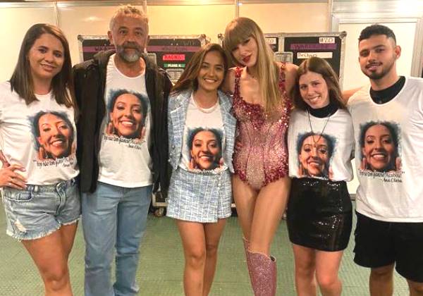 Taylor Swift recebe família de fã morta no Rio em último show da turnê em São Paulo