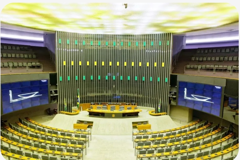 Câmara dos Deputados aprova projeto de lei que flexibiliza licitações