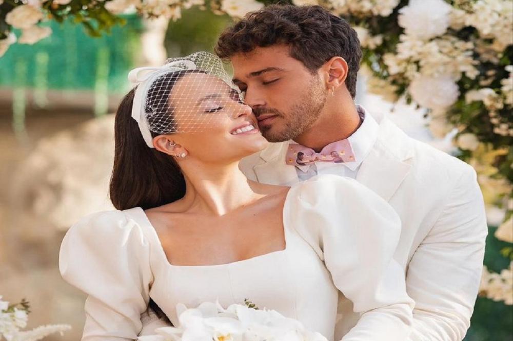 Larissa Manoela e André Luiz Frambach se casam secretamente