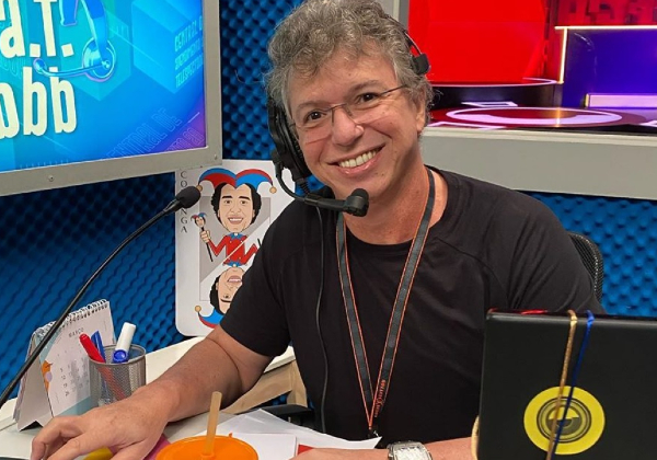 Boninho dá dicas de quem pode entrar na nova edição do reality global