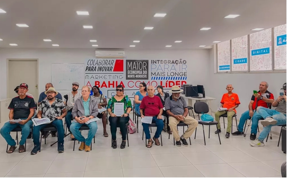 Selecionados no Edital Jorge Galdino assinam documentação para liberação dos recursos