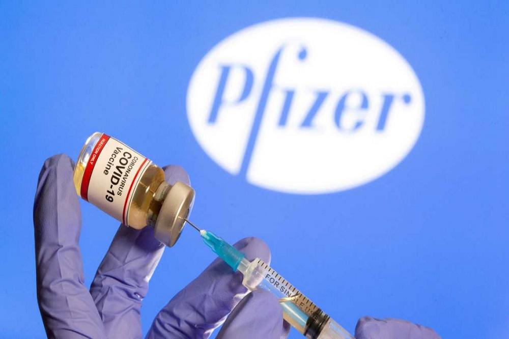 Farmacêutica Pfizer começa a testar pílula contra Covid-19 em humanos