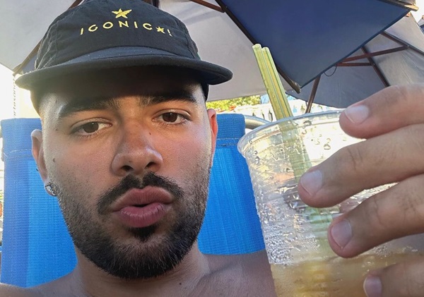 Pedro Sampaio compartilha tarde de sol no Porto da Barra: ‘não quero mais ir embora’