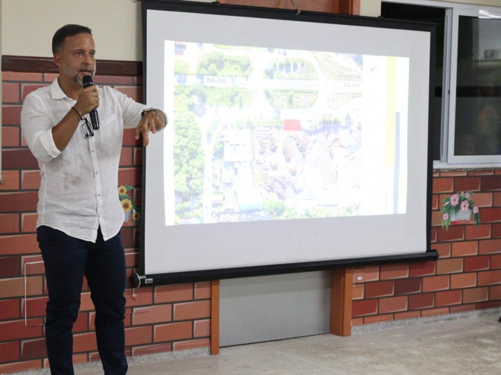Prefeitura de Mata de São João apresenta projetos de requalificação para Imbassaí