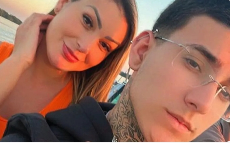 Andressa Urach revela que ajudou filho a perder a virgindade; entenda