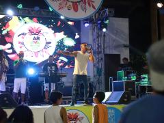 Sinho Lima, banda Azzaração e DJ Márcio Azevedo animaram o terceiro dia do Carnaval de Imbassaí
