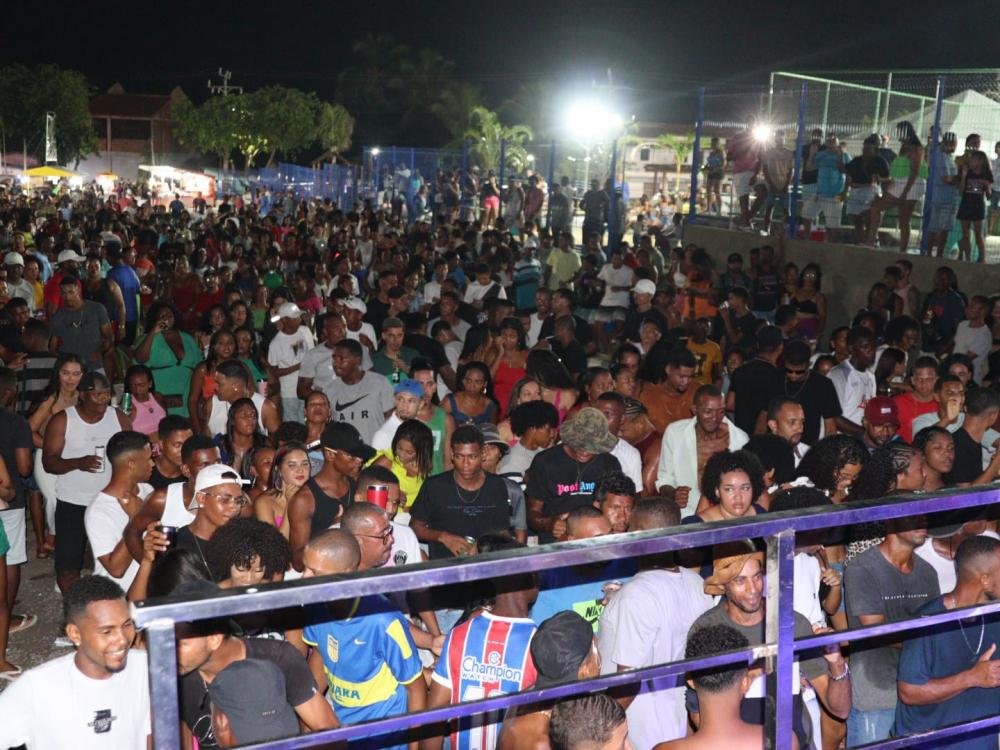 Mr. Galiza, Vitrem e Dois Amores garantem animação na Festa do Curralinho