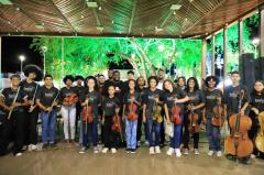 Escola de Artes realizou apresentações na Praça Barão Açu da Torre
