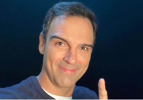 Tadeu Schmidt será primeiro convidado da volta do ‘Conversa com Bial’, diz colunista