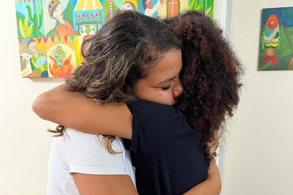 Mani Rego posta texto após 48h em silêncio e desabafa: "Passo a ser como um produto"