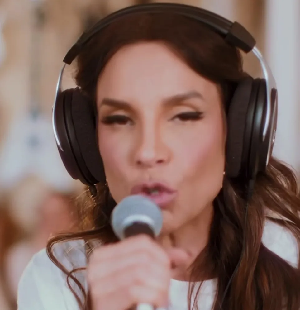 Ivete Sangalo anuncia cancelamento da turnê em comemoração aos 30 anos de carreira
