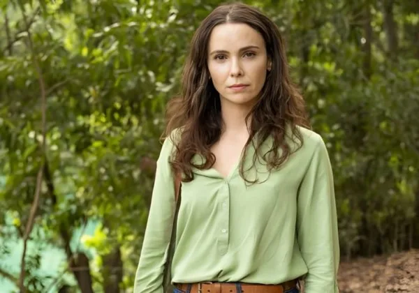 Débora Falabella conta que é perseguida por ‘stalker’ há mais de dez anos