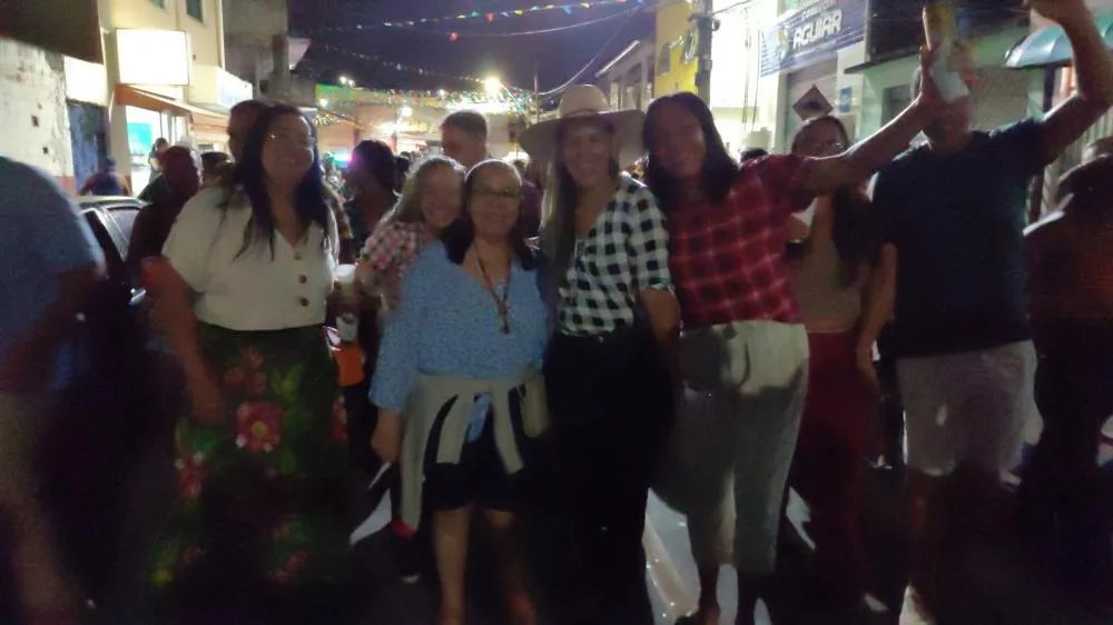  "Bloco Cadê o Licor? Abre os Festejos Juninos em Mata de São João"