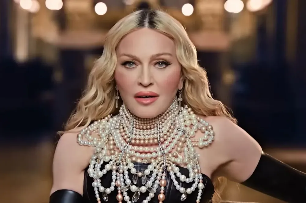 Madonna começa a seguir ator brasileiro no Instagram e repercute nas redes sociais