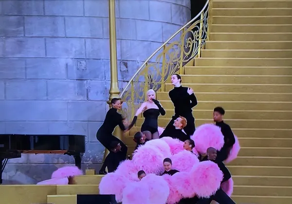 Lady Gaga comemora apresentação na abertura das Olímpiadas: Presente que nunca esquecerei