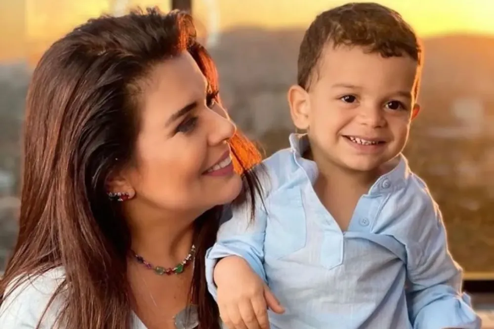 Mara Maravilha fala sobre adoção do filho e tentativas de inseminação