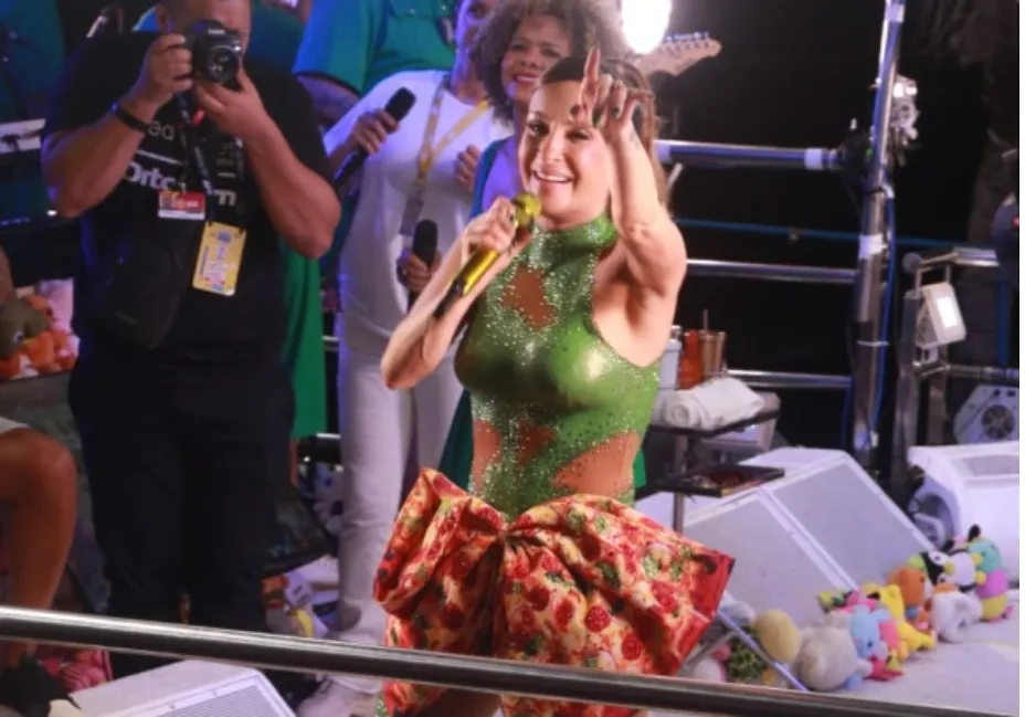 Grupo San Sebastian confirma Claudia Leitte em festa de 15 anos; confira