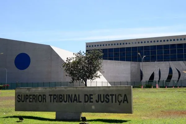 Superior Tribunal de Justiça lança concurso com salários a R$ 12 mil