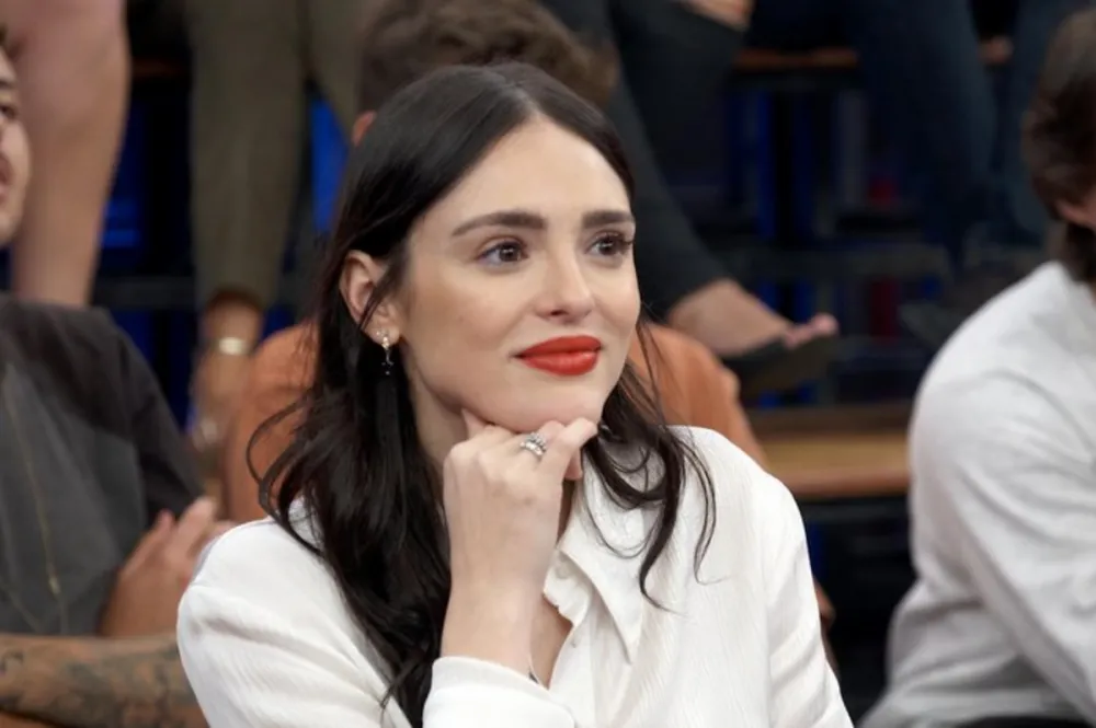 'Aprendi a lidar com muitos tipos de assédio', diz Isabelle Drummond sobre machismo na TV