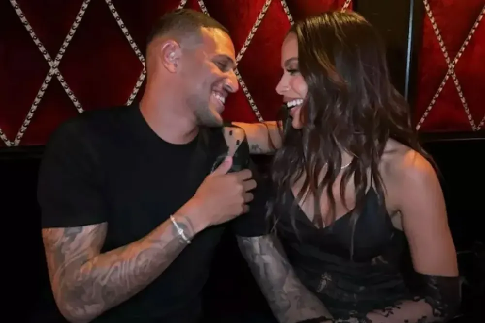Anitta assume affair com Vinicius Souza, ex-jogador do Flamengo