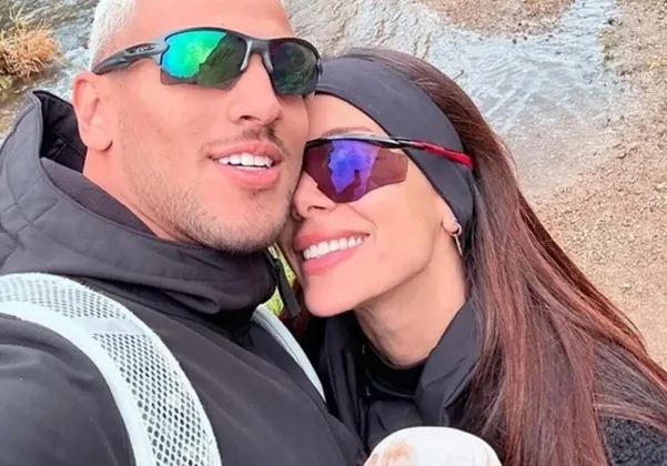Anitta se declara para o namorado: ‘Meu amor’