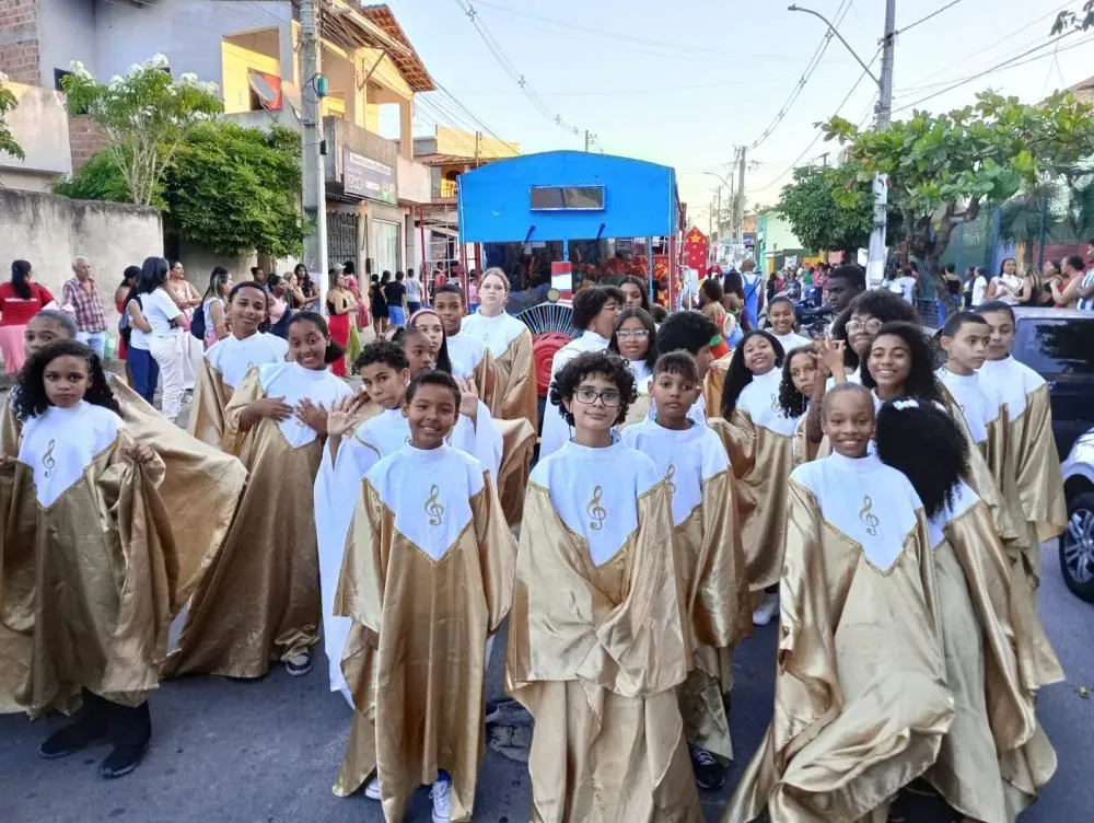 Natal mágico em Mata de São João: prepare-se para uma noite de muita música e dança