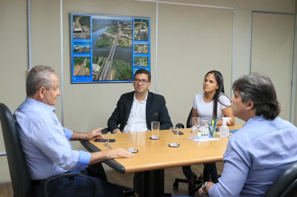 Prefeitura de Mata se reúne com Agerba para tratar demandas de linhas de transporte intermunicipal