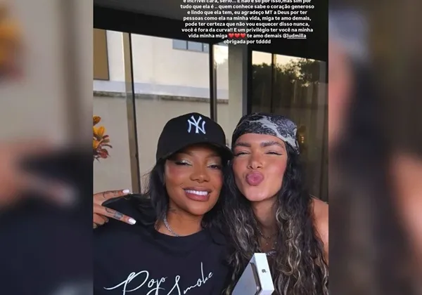 Ludmilla presenteia amiga furtada com iphone de última geração