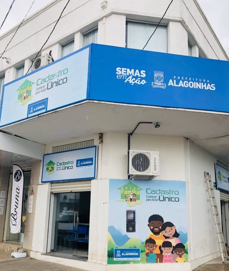 Unidade do CadÚnico em Alagoinhas fecha sem aviso e população cobra explicações