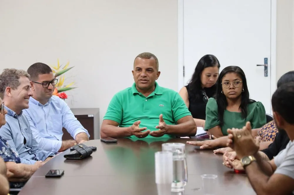 Comerciantes locais participam de reunião na Prefeitura para fortalecer o comércio de Mata