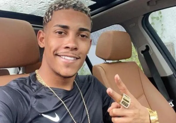 MC Poze admite ligação com o Comando Vermelho e é transferido para Ala da facção
