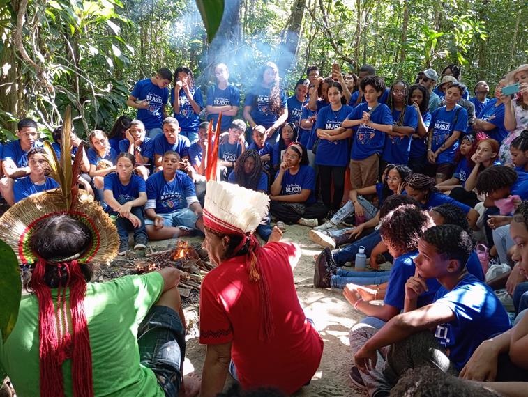 Alunos de Mata de São João, Salvador e Camaçari participam de vivências indígenas e afro-brasileiras