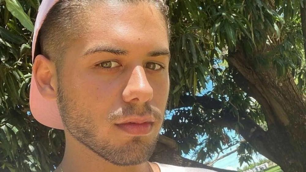 Zé Felipe vaiado na Bahia: descubra quanto o cantor cobra por show