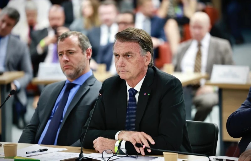 PGR defende condenação de Bolsonaro por atos antidemocráticos